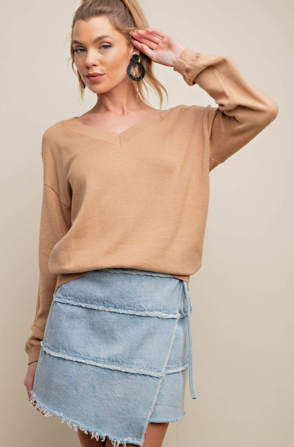 Rebecca V-Neck Sweater - Camel