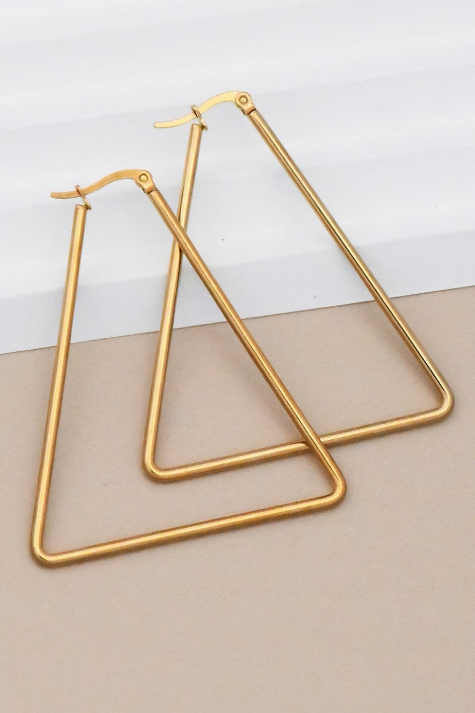 Triangle Hoops